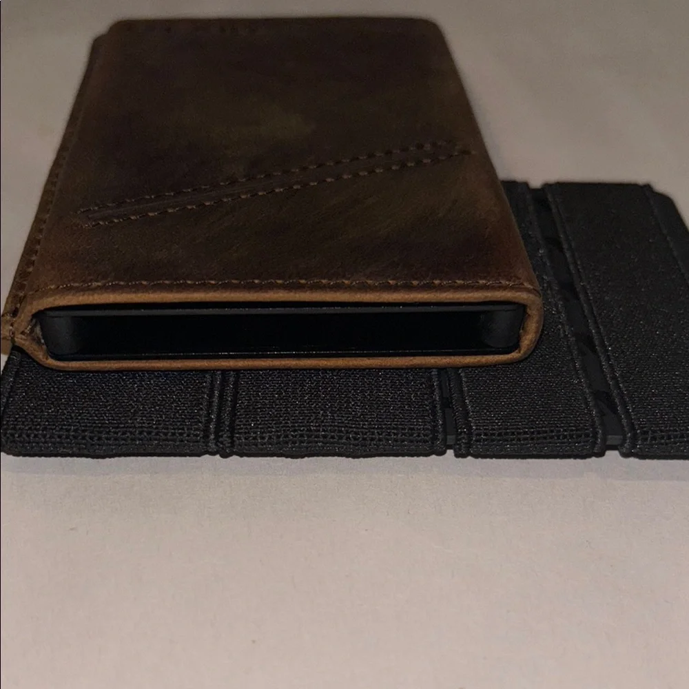 Fidelo Men’s Ultra Slim Hybrid Leather Wallet card holder Rustic Brown NWT